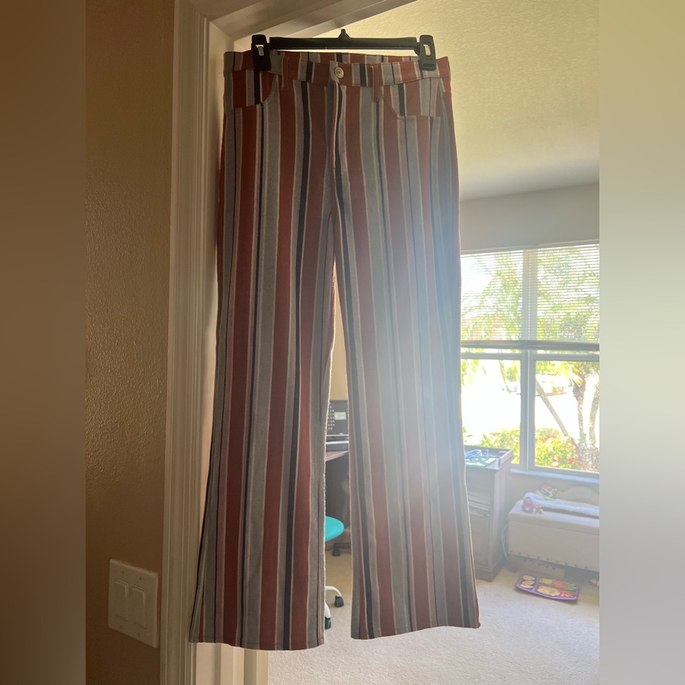 American Eagle striped flare pants. Size 10 #americaneagle